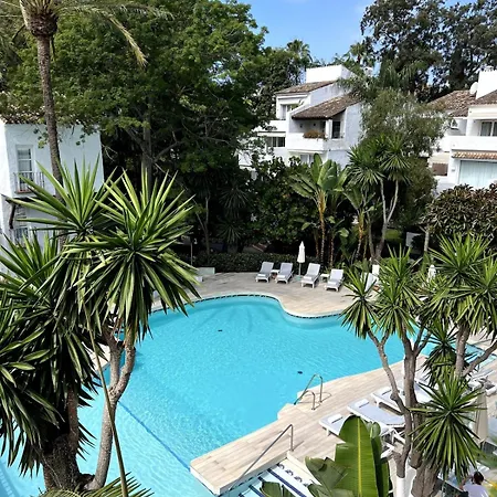 Luxury In Puente-romano